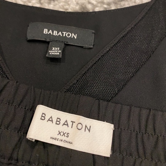 Short Set - Picture 4 of 5